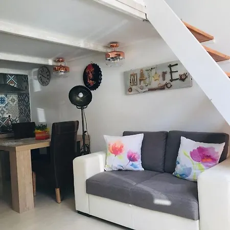 A La Petite Maison * Gallipoli