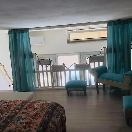 A La Petite Maison Apartment
