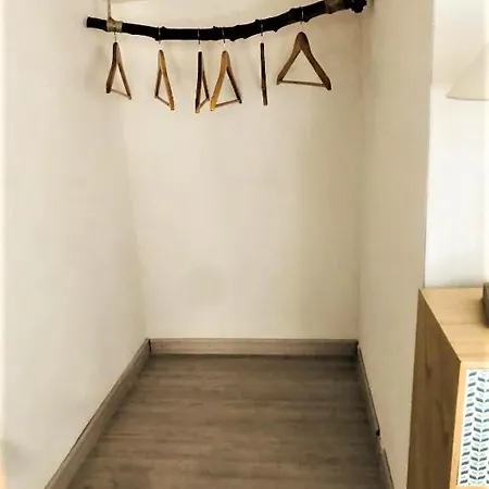 A La Petite Maison *